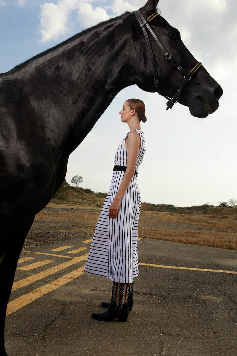 Ginnet Linen Dress in White/Black