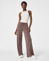 AirEssentials Wide Leg Pant in Smoke