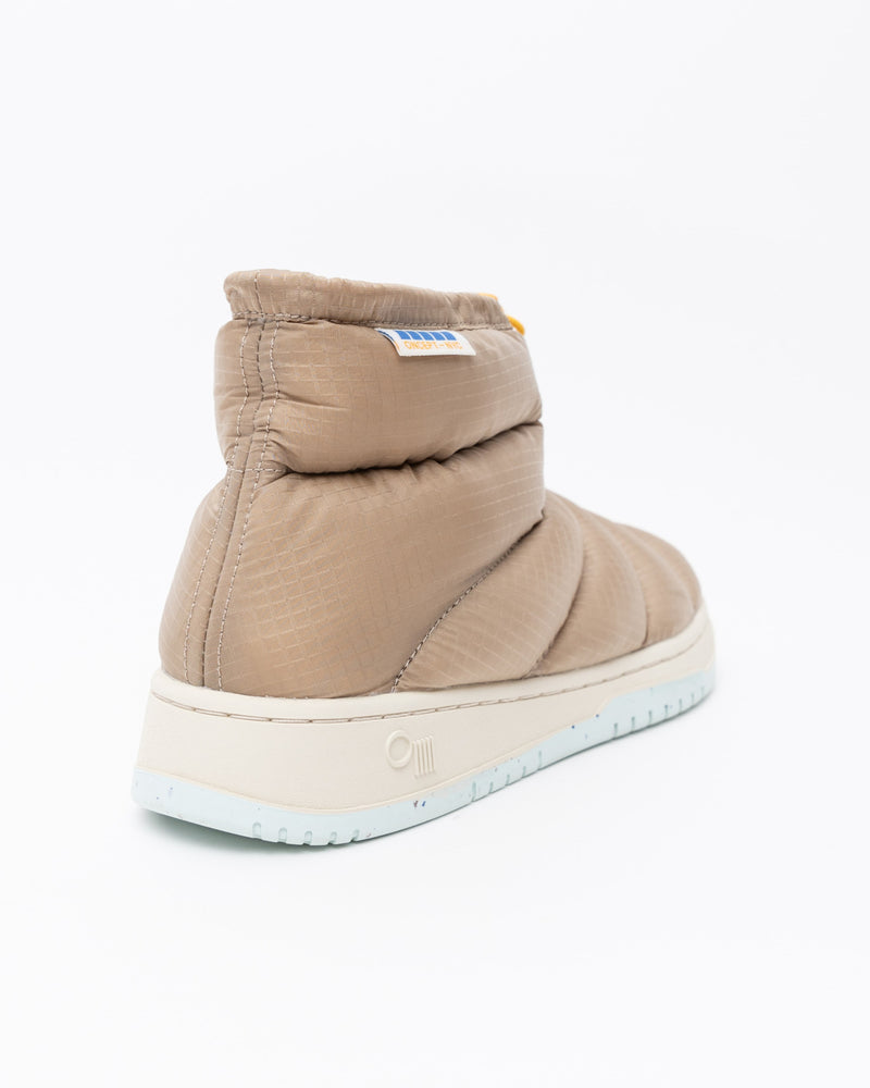 Calgary Slip on Boot in Sand Dollar